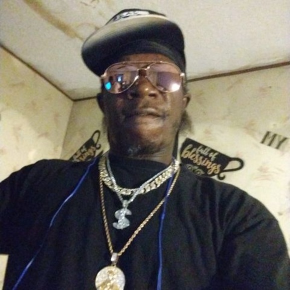 Meet your Posher, Leon - Picture 1 of 1